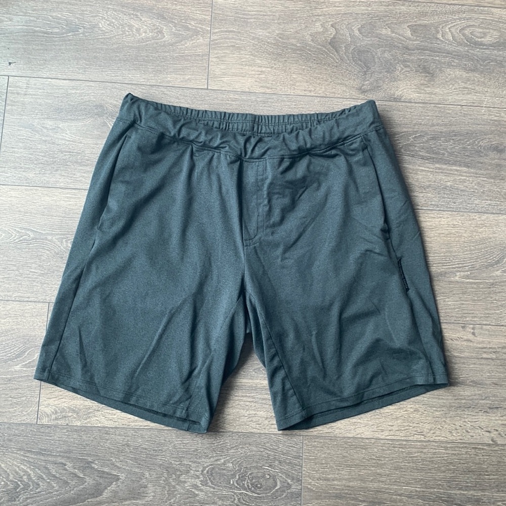 Mens RYU athletic shorts